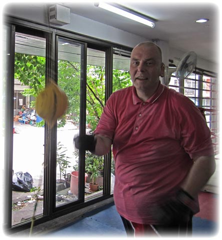 Aladdin's adventure at Chakrit Muay Thai School in FUNKY TOWN/ Bangkok