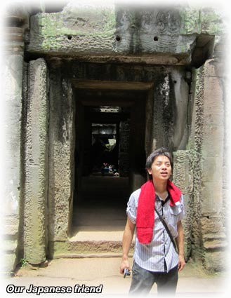 Aladdin's adventure in Siem Reap and Angkor Wat on the VISA run to Cambodia