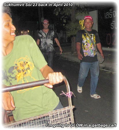 Aladdin's adventure in Bangkok/ FUNKY TOWN