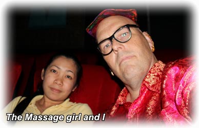 Aladdin's escape to Pattaya during the flood in Thailand 2011