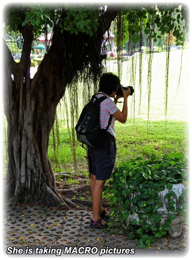 Aladdin's adventure with Bangkok Photographers in a flooded Bangkok/ FUNKY TOWN
