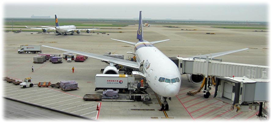 Aladdin's adventure at Shanghai Pu Dong International Airport