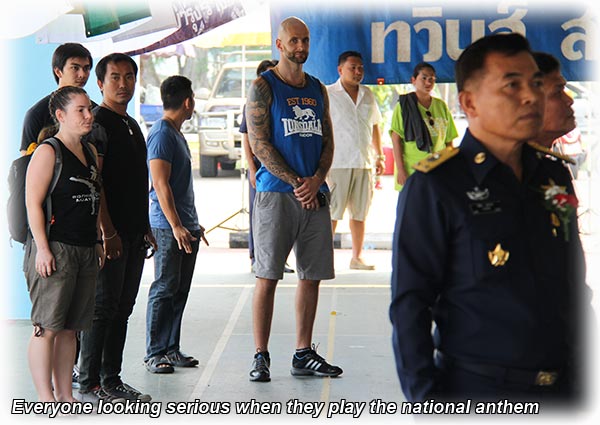 Aladdin's Thai boxing adventure at Rittiyawannalai School in FUNKY TOWN/ Bangkok