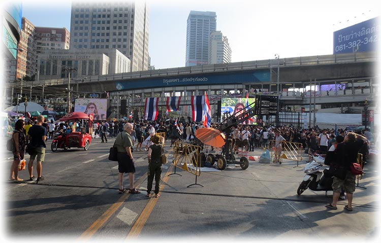 SHUT DOWN Bangkok with People's Democratic Reform Committee (PDRC) and Suthep Thaugsuban