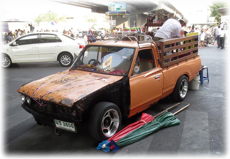 SHUT DOWN Bangkok with People's Democratic Reform Committee (PDRC) and Suthep Thaugsuban