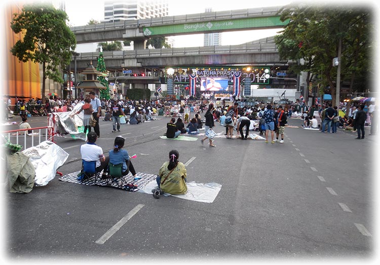 SHUT DOWN Bangkok with People's Democratic Reform Committee (PDRC) and Suthep Thaugsuban