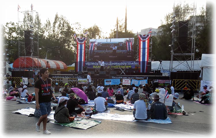 SHUT DOWN Bangkok with People's Democratic Reform Committee (PDRC) and Suthep Thaugsuban