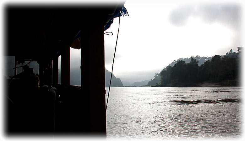 Aladdin's adventure with the Luang Say Mekong Cruises - December 2014 - VISA run to Laos