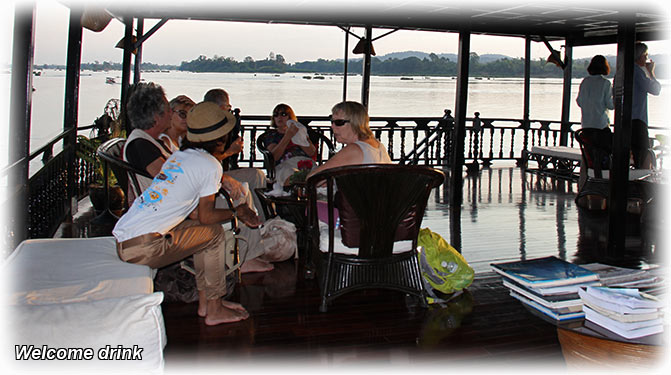 Aladdin's adventure with The Vat Phou Mekong cruise - Visa run to Laos