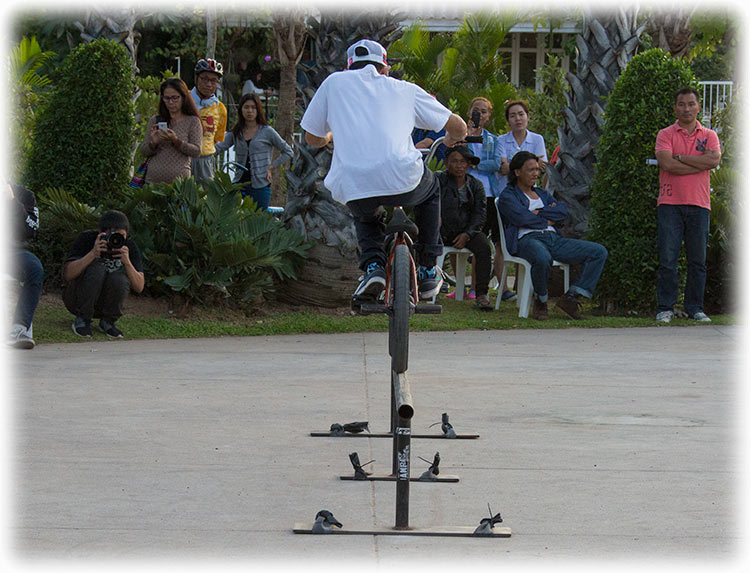 Udon Thani - Nong Prachak Sinlapakhom Park - BMX Street Jam