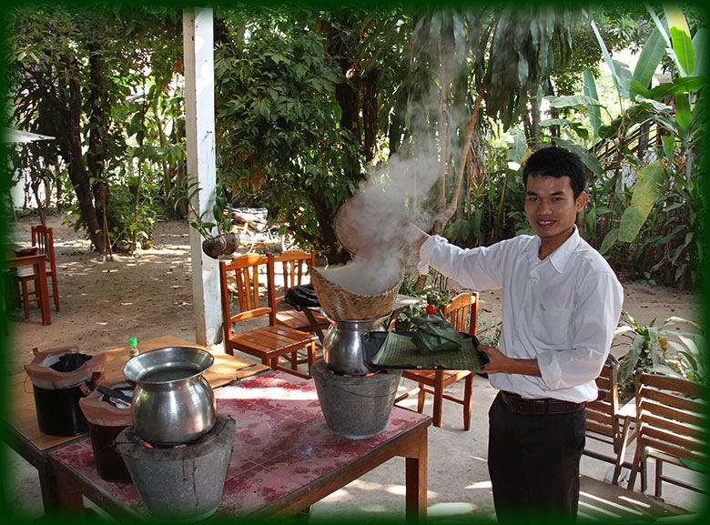 Aladdin cooking Lao food in Vientiane - Lao Experience