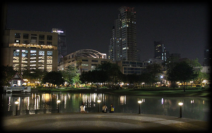 Aladdin's adventure in the Benjasiri Park in Bangkok