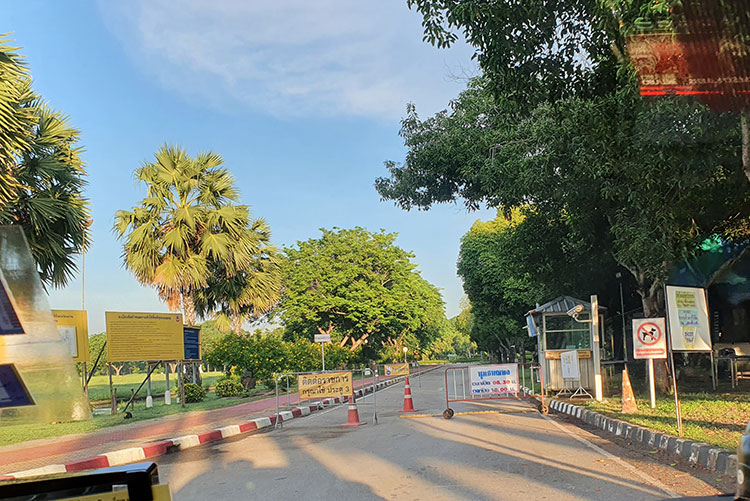 Bird watching at Phutthamonthon Park in Bangkok, Thailand