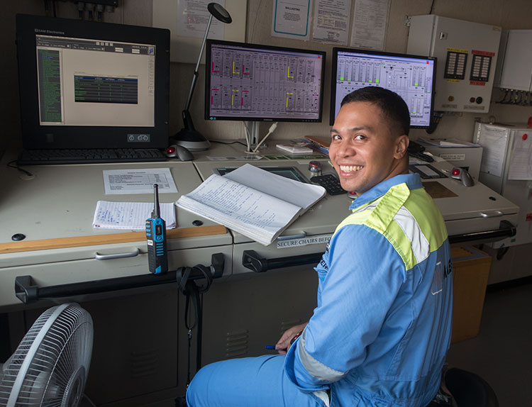 Aladdin's adventure on board M/T Karen Maersk