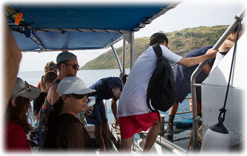 With South Sea Cruises to Denarau marina