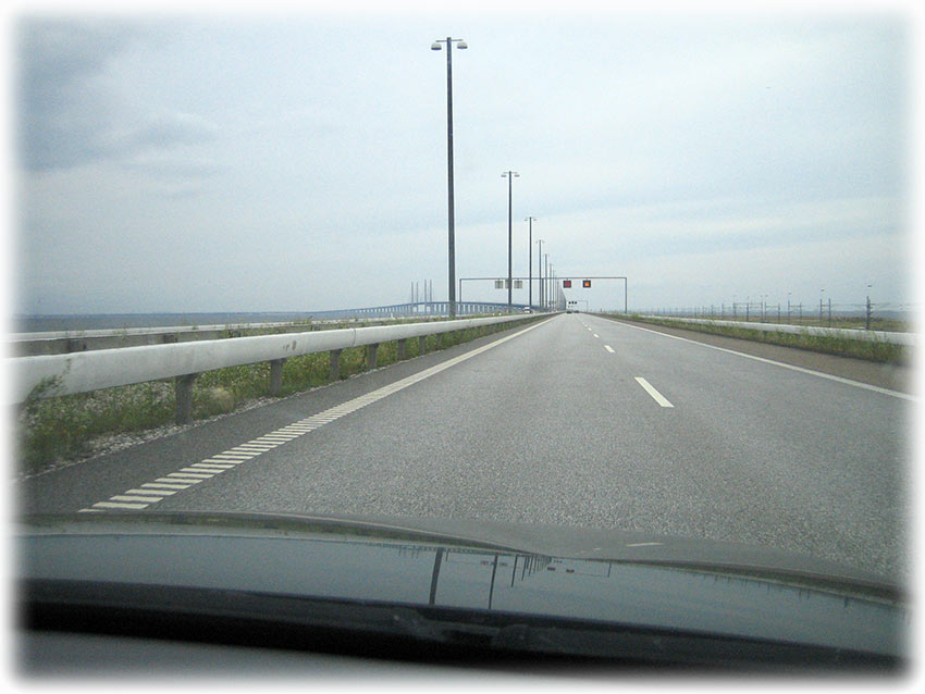 Öresunds bridge/ Öresunds Bron